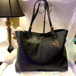 Michael Kors Lg Lenox tote black leather New